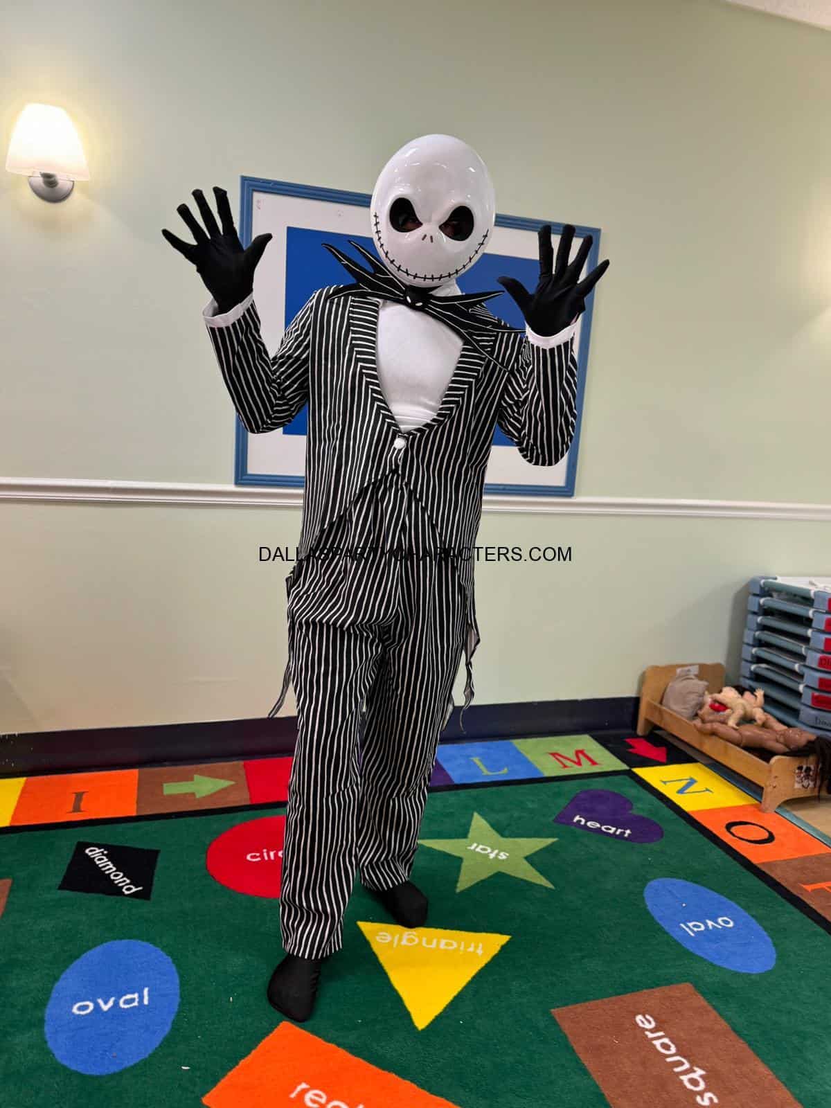 Seasonal costumed character at a Dallas fall kids party